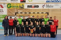 Overtuigende zege van de Black Arrows