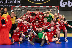 De ruime selectie van de Red Wolves