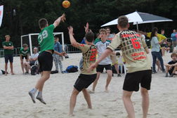 Veel sfeer, zon en beachhandbal dit weekend in Hechtel